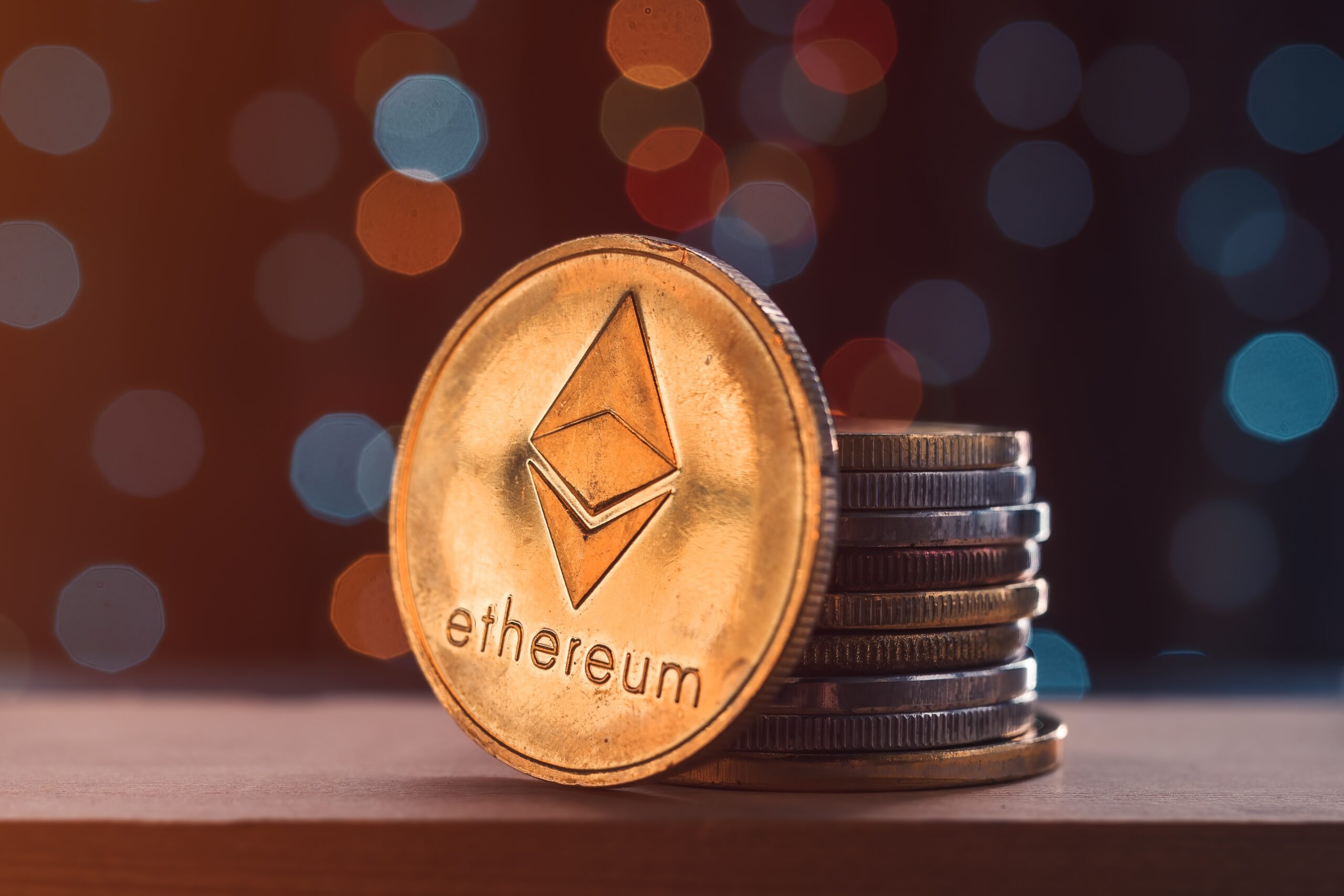 ethereum-coin-with-christmas-holiday-sea